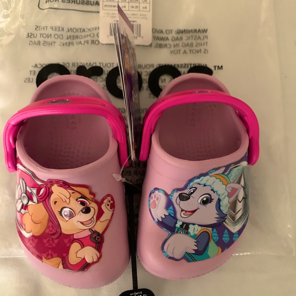 NWT Baby/Toddler Girl’s Paw Patrol Crocs Size 4